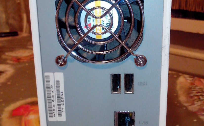 Уменьшение шума вентилятора NAS QNAP TS-212